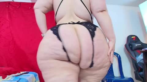 karla           instagram  online show from September 28, 2025, 2:55 pm