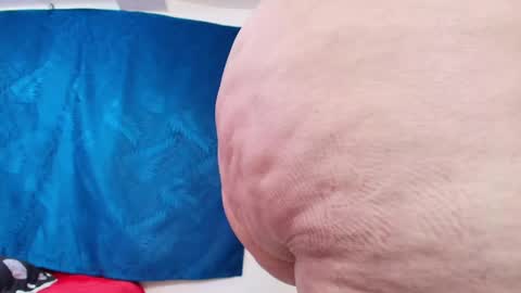 karla           instagram  online show from April 19, 2026, 5:23 pm