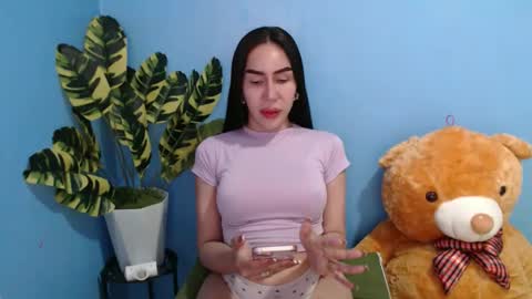 sexy_emily92 online show from November 1, 2025, 3:47 pm
