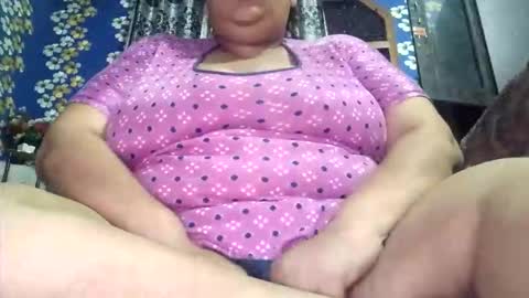 Snapshot of sexy_girl32 chatting on June 2, 2026, 10:17 am sexy_girl32 online show from June 2, 2026, 10:17 am