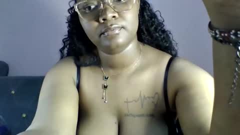 sexy_helle online show from April 21, 2026, 3:24 am