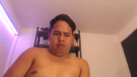 Snapshot of sexy_hot72 chatting on January 12, 2026, 10:37 pm sexy_hot72 online show from January 12, 2026, 10:37 pm