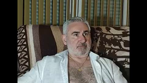 Antonio online show from May 6, 2026, 7:19 pm