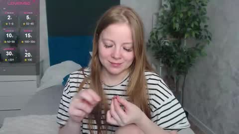 Snapshot of sexy_jenny18 chatting on March 15, 2026, 7:58 am Jennifer online show from March 15, 2026, 7:58 am