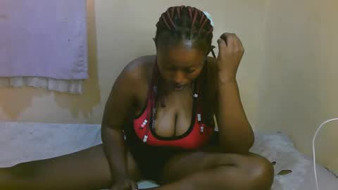 sexy_latasha online show from April 18, 2026, 7:01 am