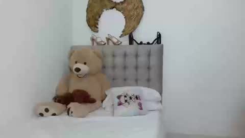 Snapshot of sexy_lia_latina chatting on September 19, 2025, 1:29 am Celeste online show from September 19, 2025, 1:29 am