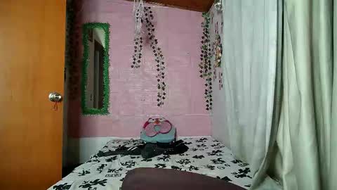 sexy lolas online show from January 15, 2026, 1:54 am