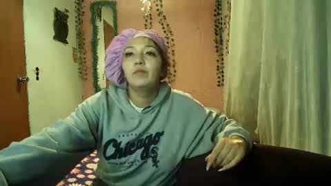 Snapshot of sexy_lolas chatting on June 24, 2026, 1:59 am sexy lolas online show from June 24, 2026, 1:59 am