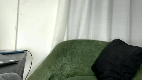 Lyn online show from June 19, 2026, 2:27 am