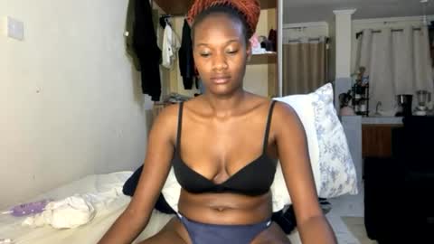 Snapshot of sexy_nyla chatting on June 26, 2026, 12:26 am Nyla online show from June 26, 2026, 12:26 am