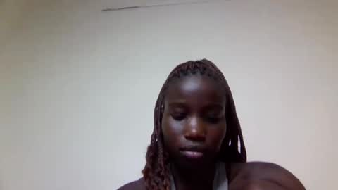 sexy_petittie online show from September 10, 2025, 7:14 pm