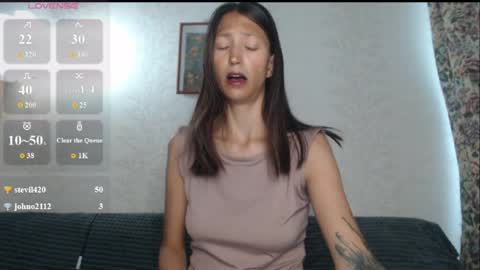 sexy_seld online show from June 22, 2026, 3:36 am