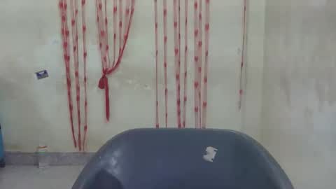 sexy_shreyaa online show from October 30, 2025, 9:44 am