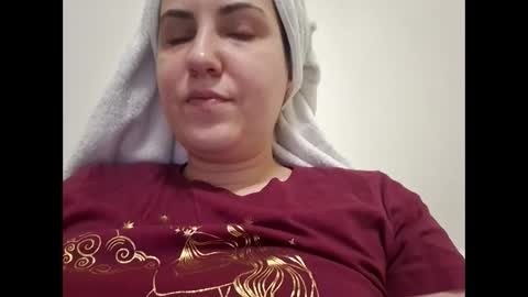 Snapshot of sexy_slimm25 chatting on March 2, 2026, 7:32 pm Slimm online show from March 2, 2026, 7:32 pm