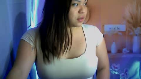 Snapshot of sexy_thea1 chatting on April 14, 2026, 12:11 pm sexy_thea1 online show from April 14, 2026, 12:11 pm