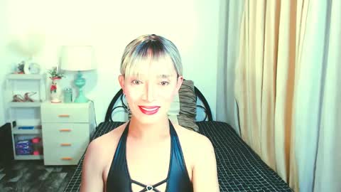 Snapshot of sexy_yllona chatting on May 31, 2026, 10:55 am sexy_yllona online show from May 31, 2026, 10:55 am