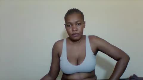 sexyapple2002 online show from March 8, 2026, 4:27 am