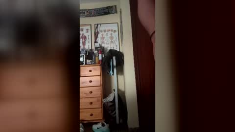 sexyass19x online show from July 19, 2026, 8:40 am