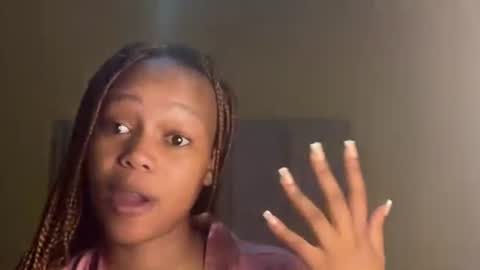 sexyasszeeee online show from October 17, 2025, 8:55 pm