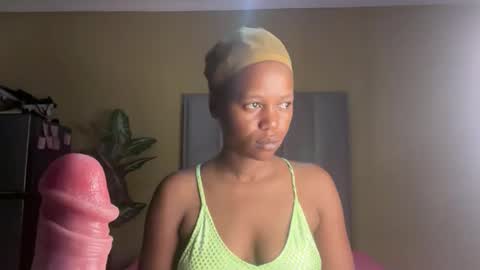 sexyasszeeee online show from January 5, 2026, 5:27 pm