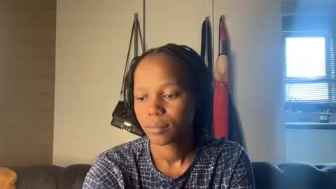 sexyasszeeee online show from April 25, 2026, 11:24 am