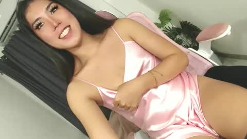 Lexie online show from December 21, 2025, 7:43 pm