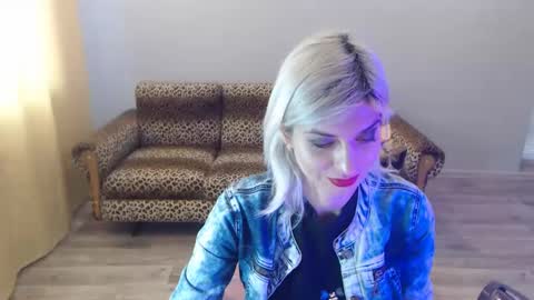 sexybeatriice online show from January 23, 2025, 7:32 am