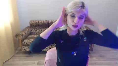 sexybeatriice online show from January 26, 2025, 7:21 am