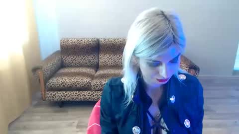 sexybeatriice online show from February 18, 2025, 12:17 pm