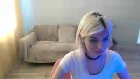 sexybeatriice online show from July 9, 2026, 7:01 am