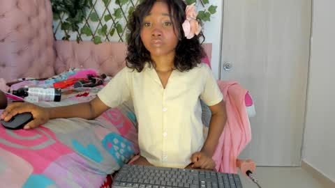 sofia online show from January 14, 2025, 7:48 am