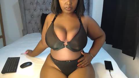 sexychocco online show from December 19, 2025, 9:27 am