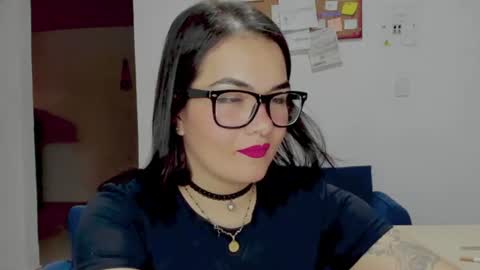 sexychubbyanna online show from July 16, 2026, 10:27 pm