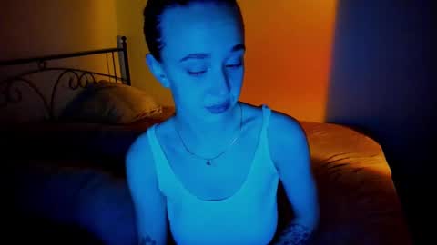 Sophia online show from December 8, 2024, 8:15 pm