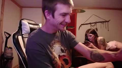 Snapshot of sexycoloradolovers chatting on November 23, 2025, 4:01 am Austin and Megan online show from November 23, 2025, 4:01 am