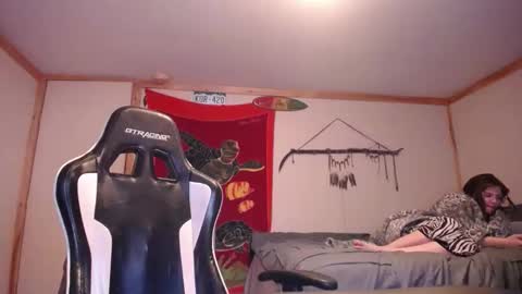 Snapshot of sexycoloradolovers chatting on February 9, 2026, 5:33 am Austin and Megan online show from February 9, 2026, 5:33 am