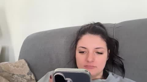 sexycouple41110 online show from February 8, 2026, 4:43 pm