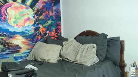 Mike online show from September 18, 2025, 10:56 pm