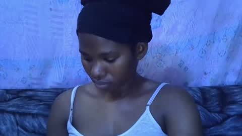 sexydoll002 online show from September 17, 2025, 6:15 am