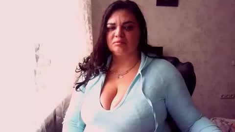 sexydollywoman online show from December 15, 2025, 9:13 am