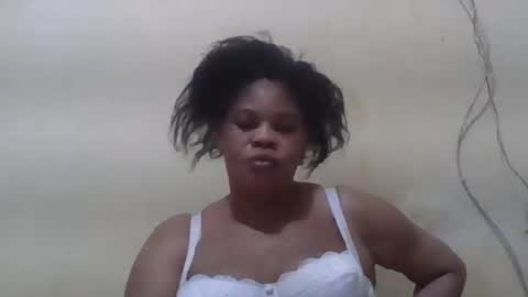 Snapshot of sexydove2 chatting on July 5, 2026, 6:04 pm EMILY online show from July 5, 2026, 6:04 pm