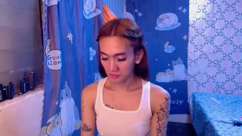 Fiona online show from November 27, 2025, 9:17 pm