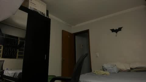 chris online show from March 9, 2025, 3:32 am