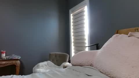 LisaisLuscious online show from March 6, 2025, 2:40 pm