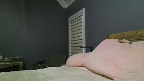 LisaisLuscious online show from November 20, 2025, 3:12 pm