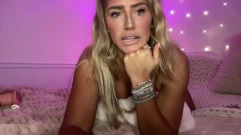 Ashley Love online show from November 29, 2025, 7:22 am