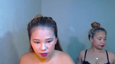 jeanken and jelian online show from October 17, 2025, 6:43 pm