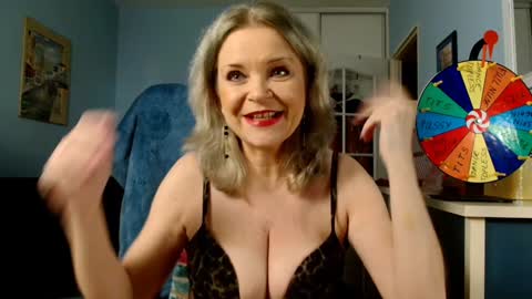 Jenny online show from December 7, 2024, 9:00 pm