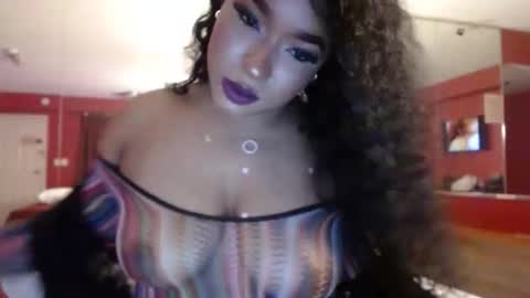 SEXYLATINCOUPLE online show from March 25, 2026, 8:42 am