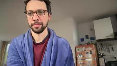 sexyleo8282 online show from October 17, 2025, 7:55 am